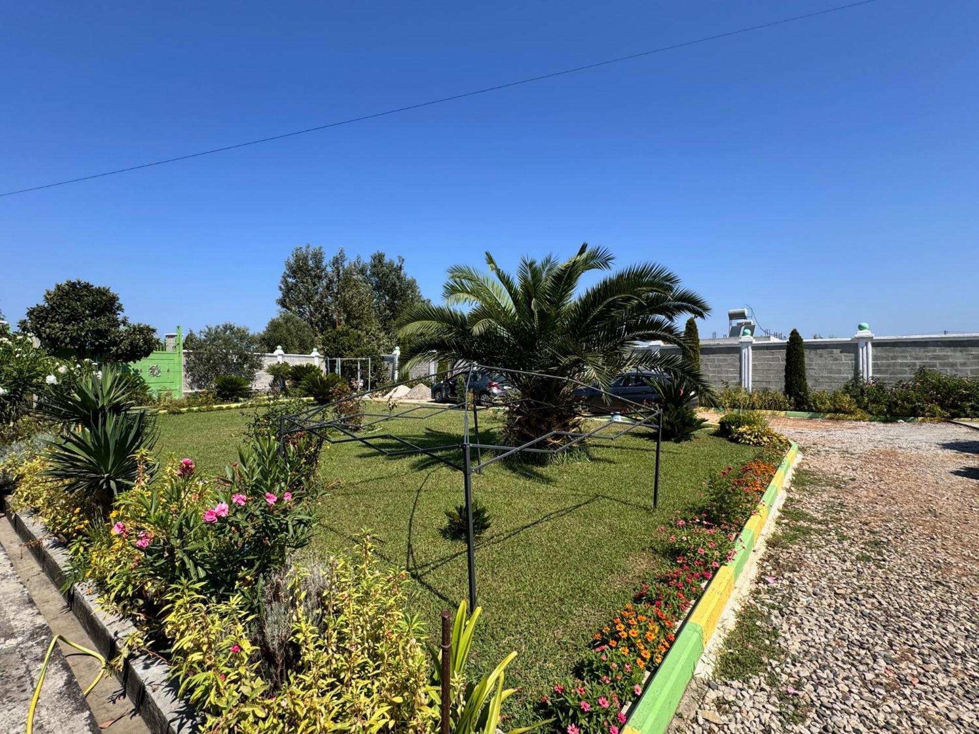 Ponari Apartments Rrotull Esterno foto